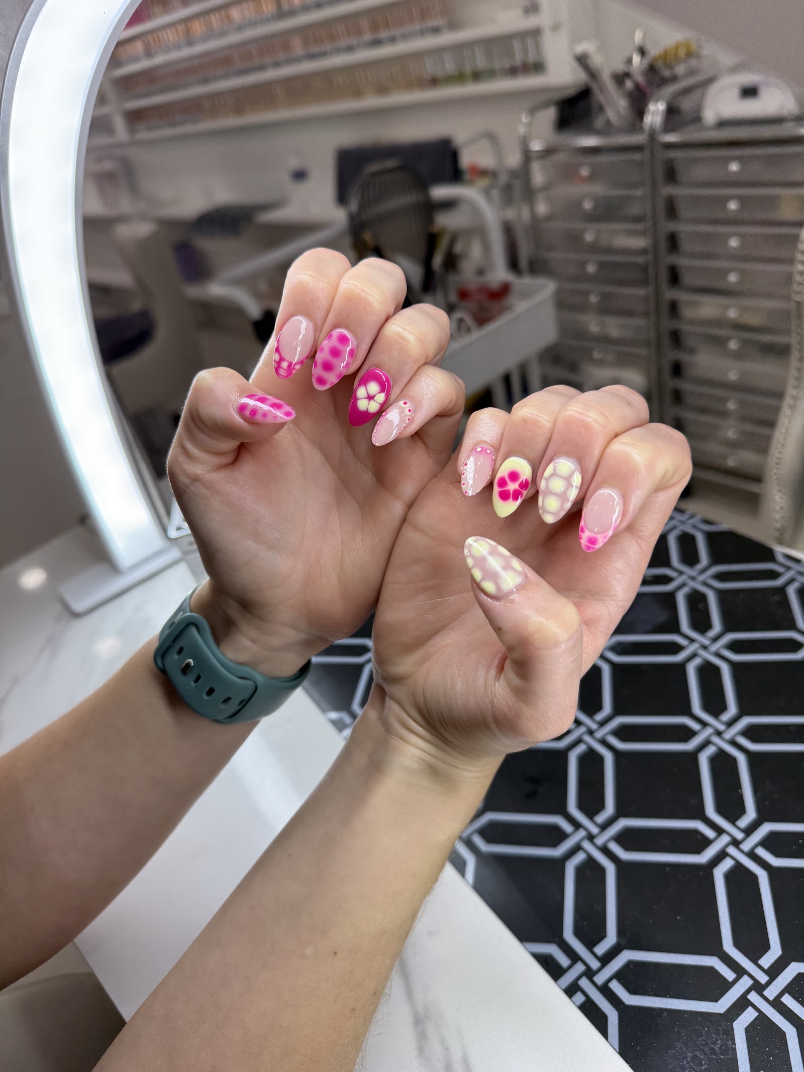 M'laley Nail Spa nail photo 5